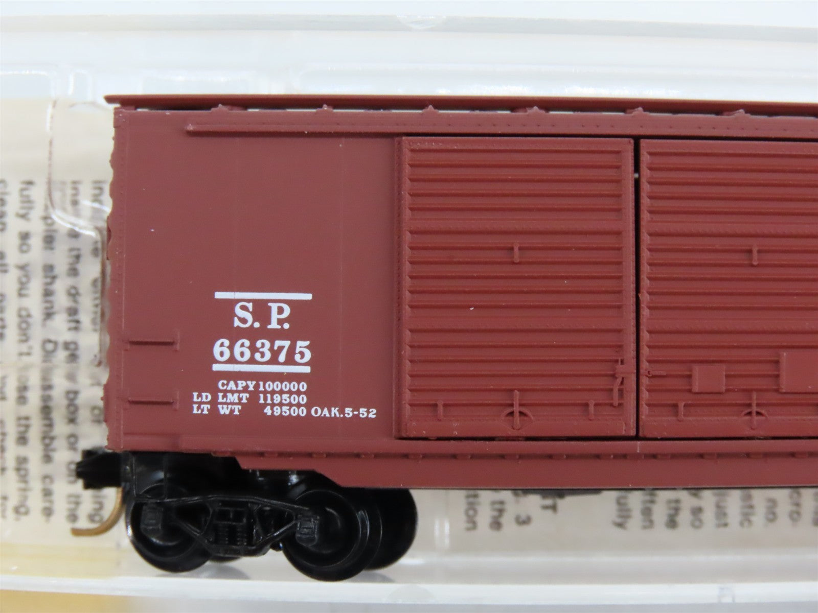 N Scale Micro-Trains MTL 23020 SP Southern Pacific 40' Box Car 66375 RTR