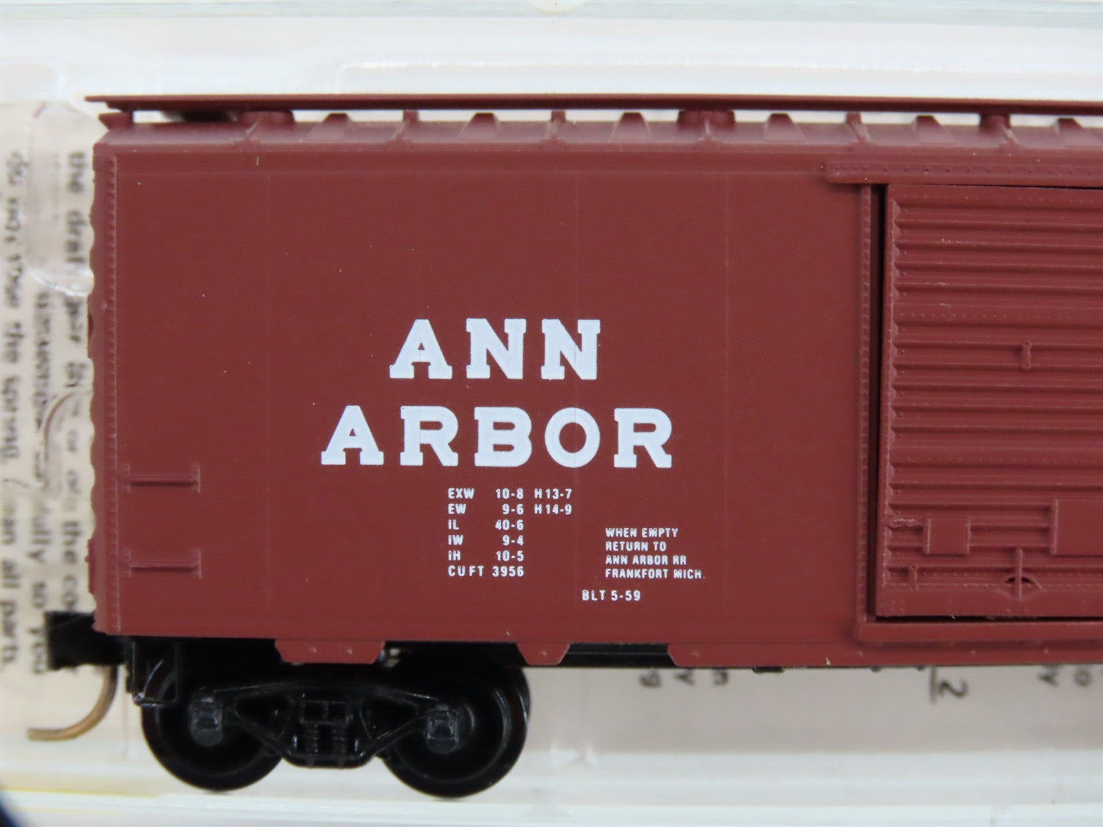 N Scale Micro-Trains MTL 20690 AA Ann Arbor 40' Single Door Box Car 1401 RTR