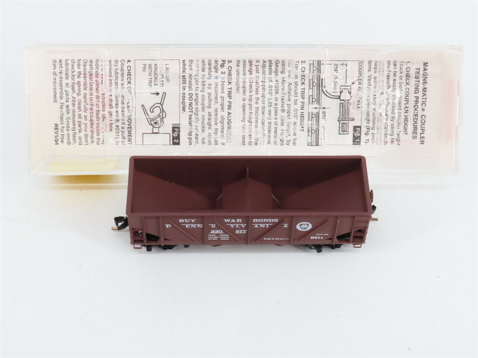 N Scale Micro-Trains MTL 57100 PRR Pennsylvania 33' 2-Bay Hopper 220877 RTR