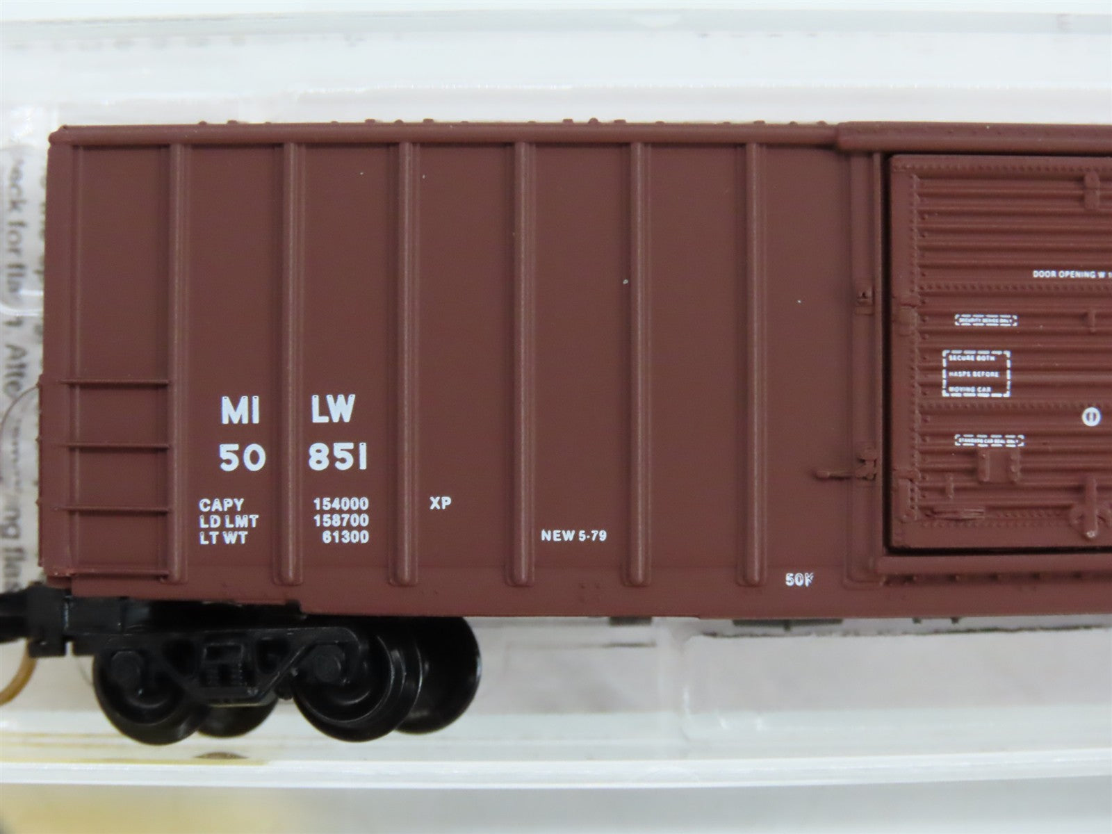 N Scale Micro-Trains MTL 25310 MILW Milwaukee Road 50' Rib Side Box Car RTR
