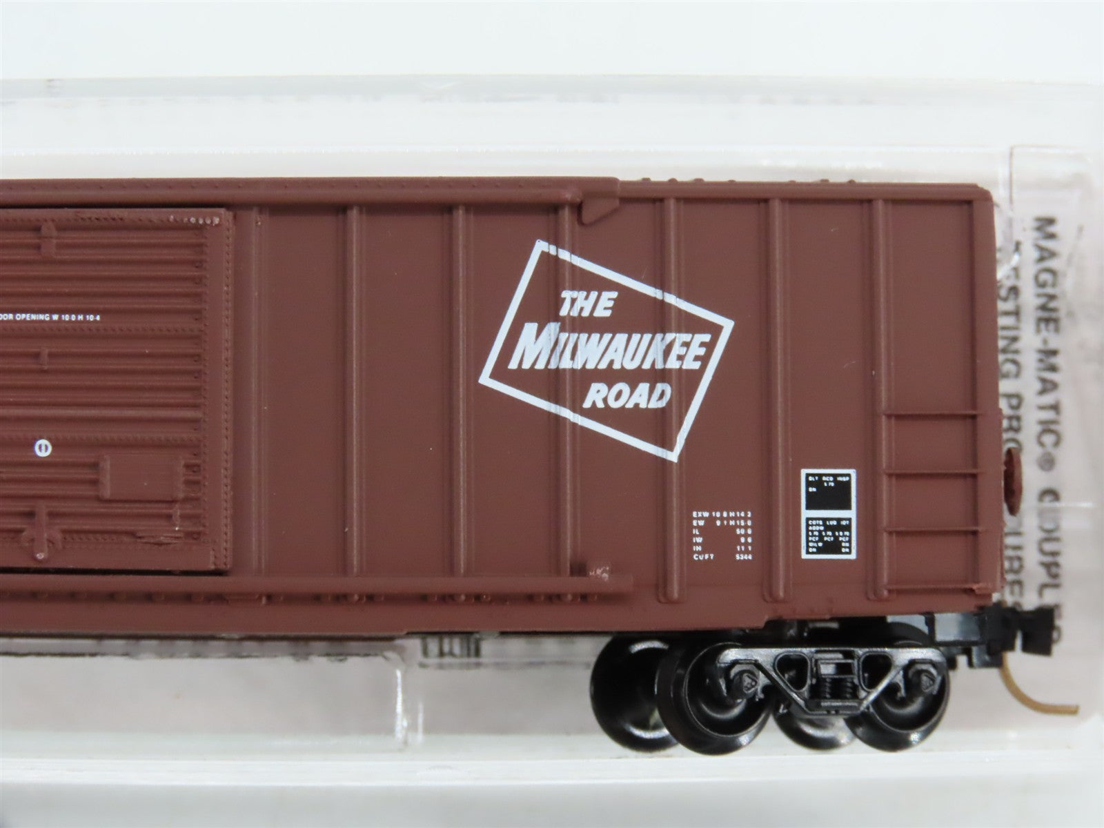 N Scale Micro-Trains MTL 25310 MILW Milwaukee Road 50' Rib Side Box Car RTR