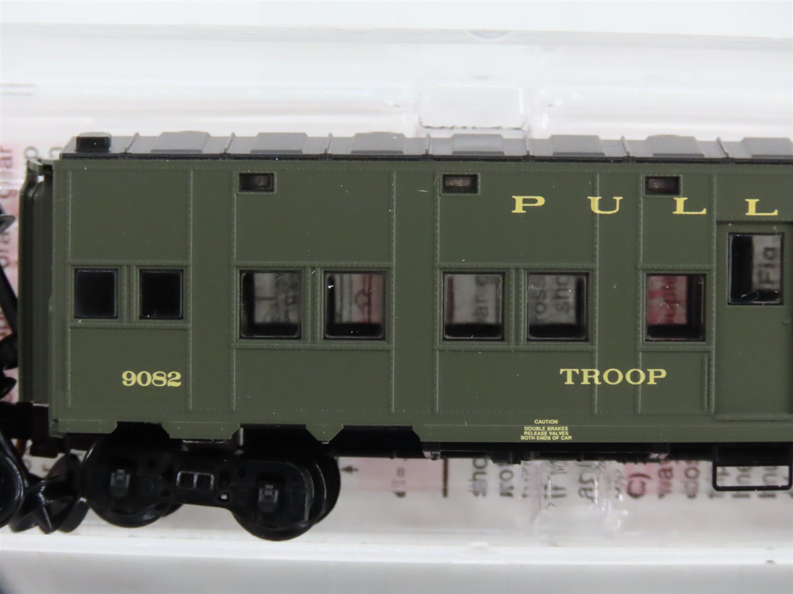 N Scale Micro-Trains MTL 116010.4 US Office of Defense Sleeper Passenger RTR