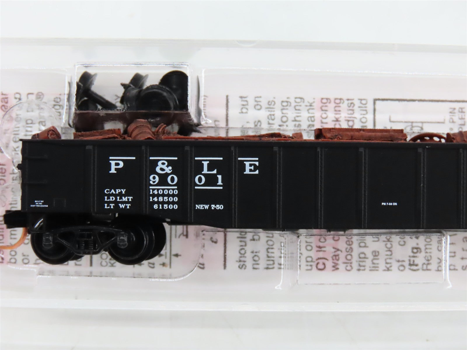 N Scale Micro-Trains MTL 105580.2 Pittsburgh & Lake Erie 50' Gondola RTR