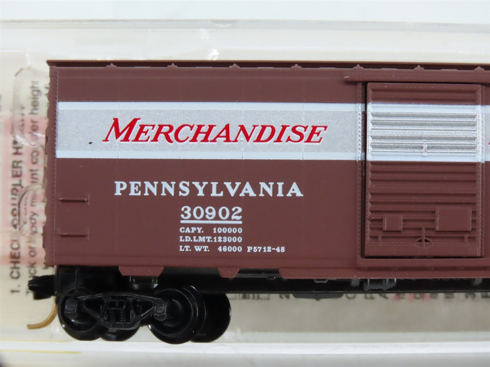 N Micro-Trains MTL 20066 PRR Pennsylvania Merchandise Service 40' Boxcar #30902