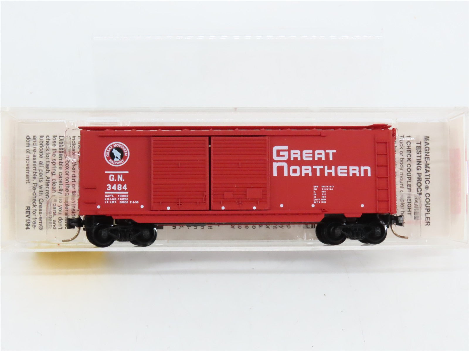 N Scale Micro-Trains MTL 23210 G.N. Great Northern 40' Double Door Box Car RTR