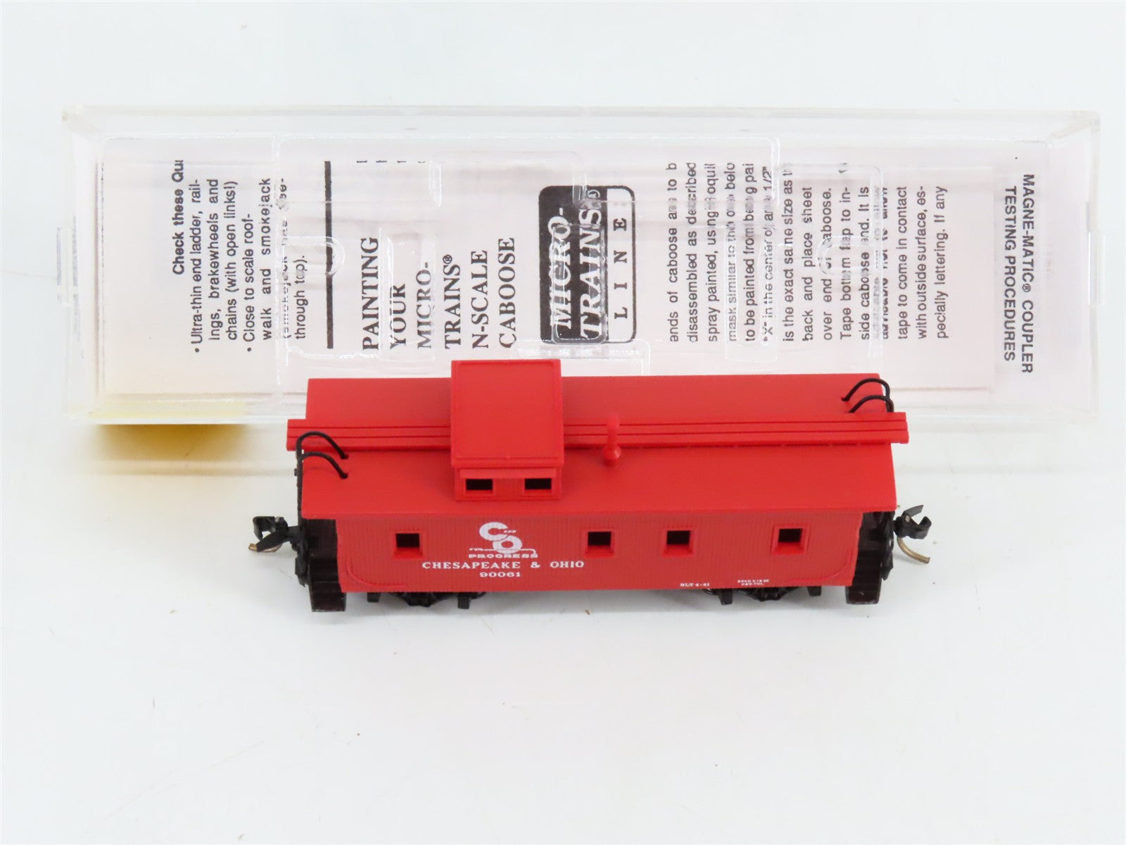 N Scale Micro-Trains MTL 50190 Chesapeake & Ohio 34' Wood Sheathed Caboose RTR
