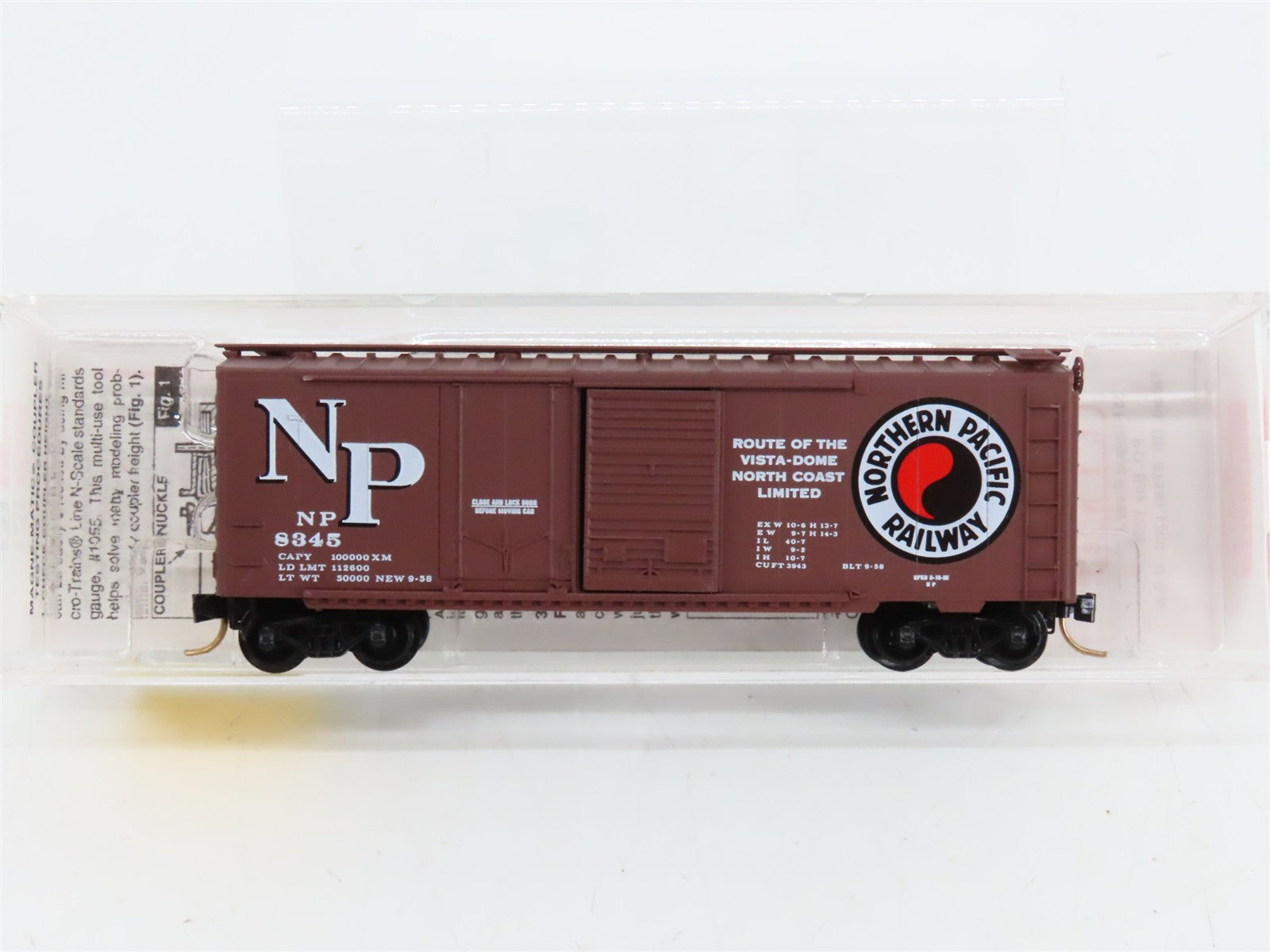 N Scale Micro-Trains MTL 22040 NP Northern Pacific 40' Box Car 8345 RTR