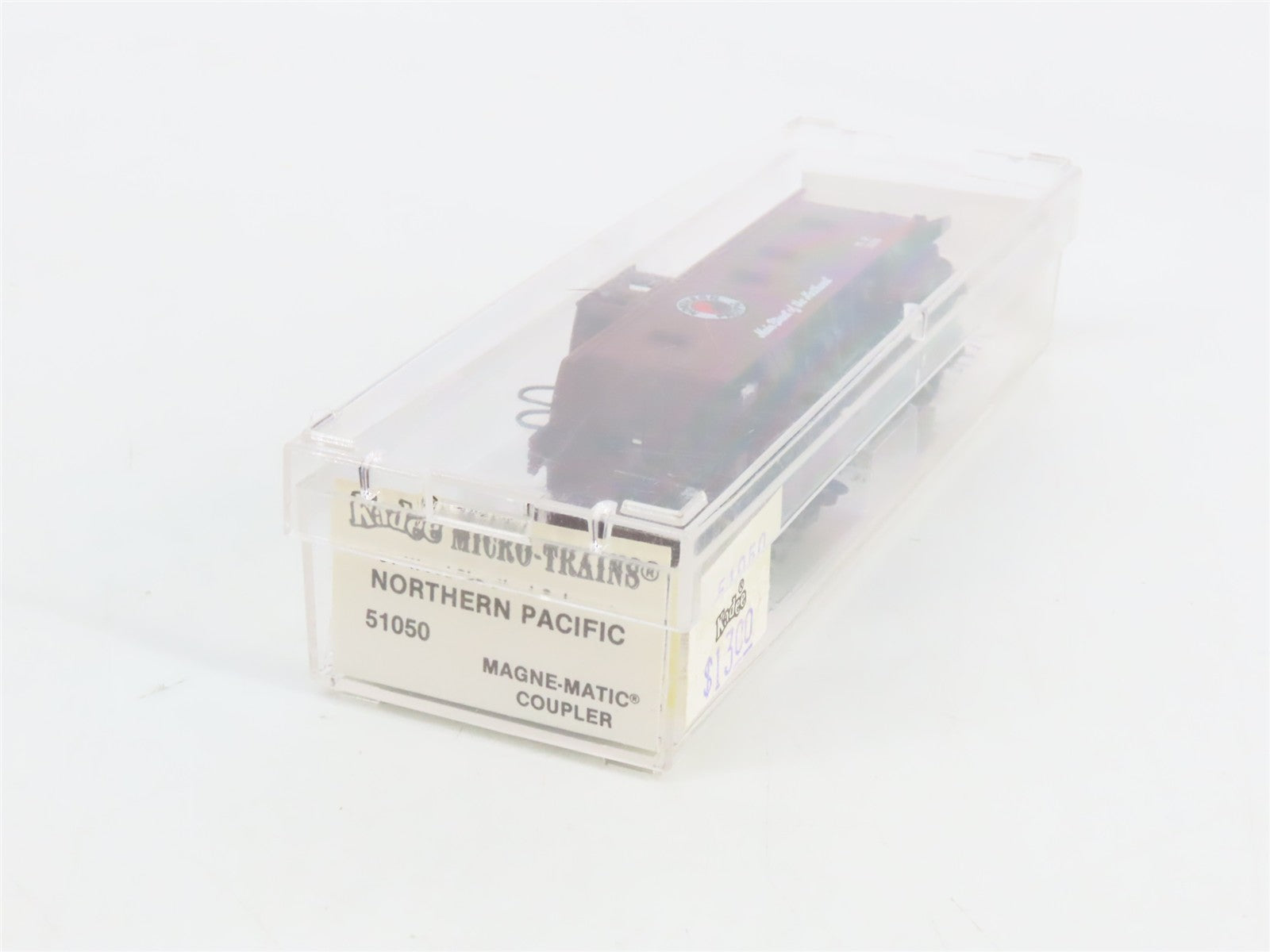 N Scale Micro-Trains MTL 51050 NP Northern Pacific 34' Wood-Sheathed Caboose RTR