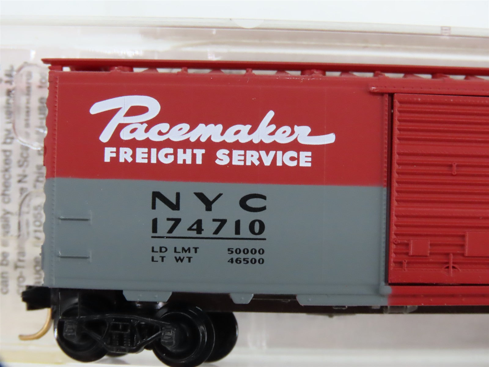 N Scale Micro-Trains MTL 20240 NYC New York Central 40' Box Car 174710 RTR