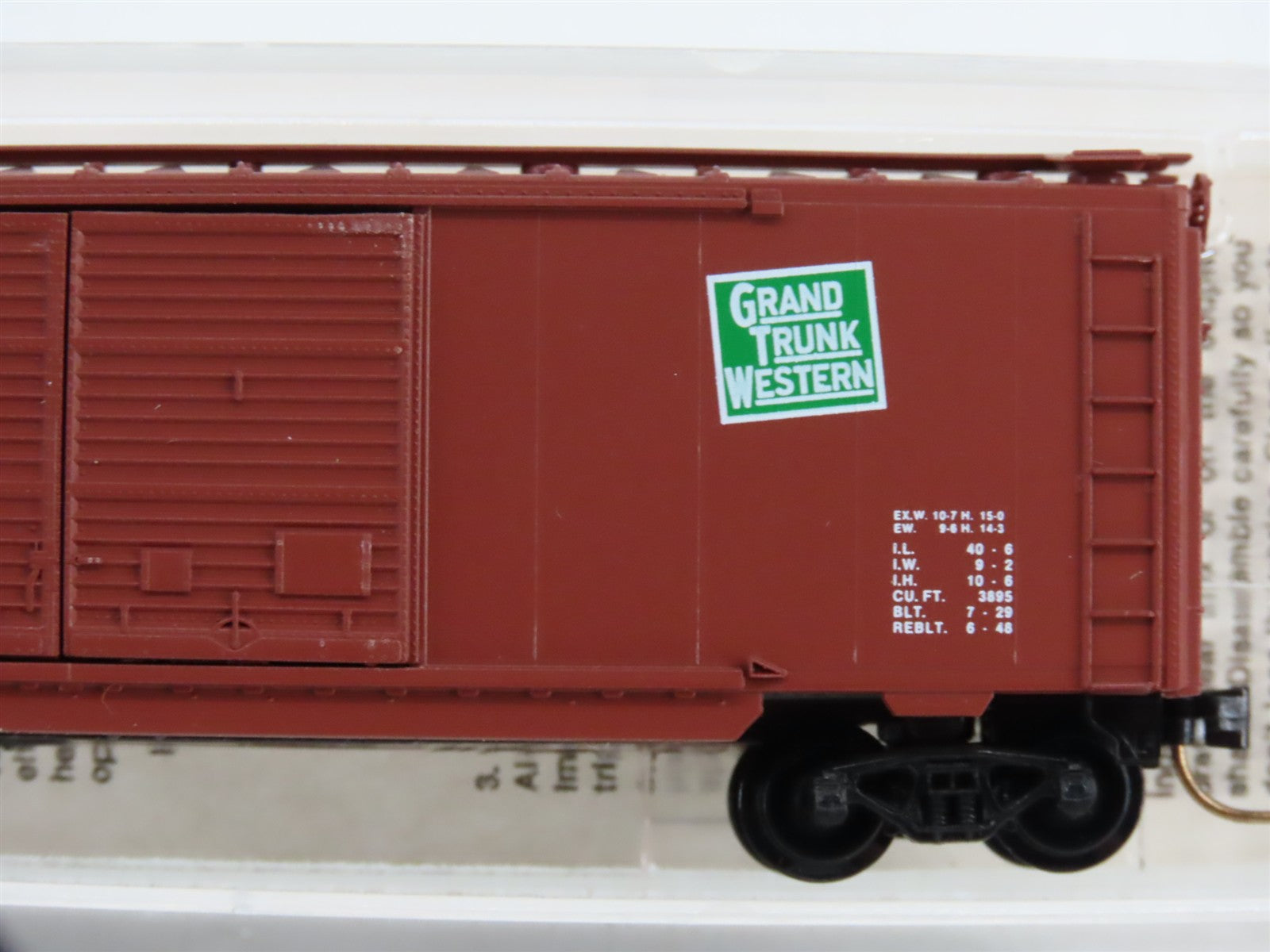 N Scale Micro-Trains MTL 23170 GTW Grand Trunk Western 40' Box Car 585881 RTR