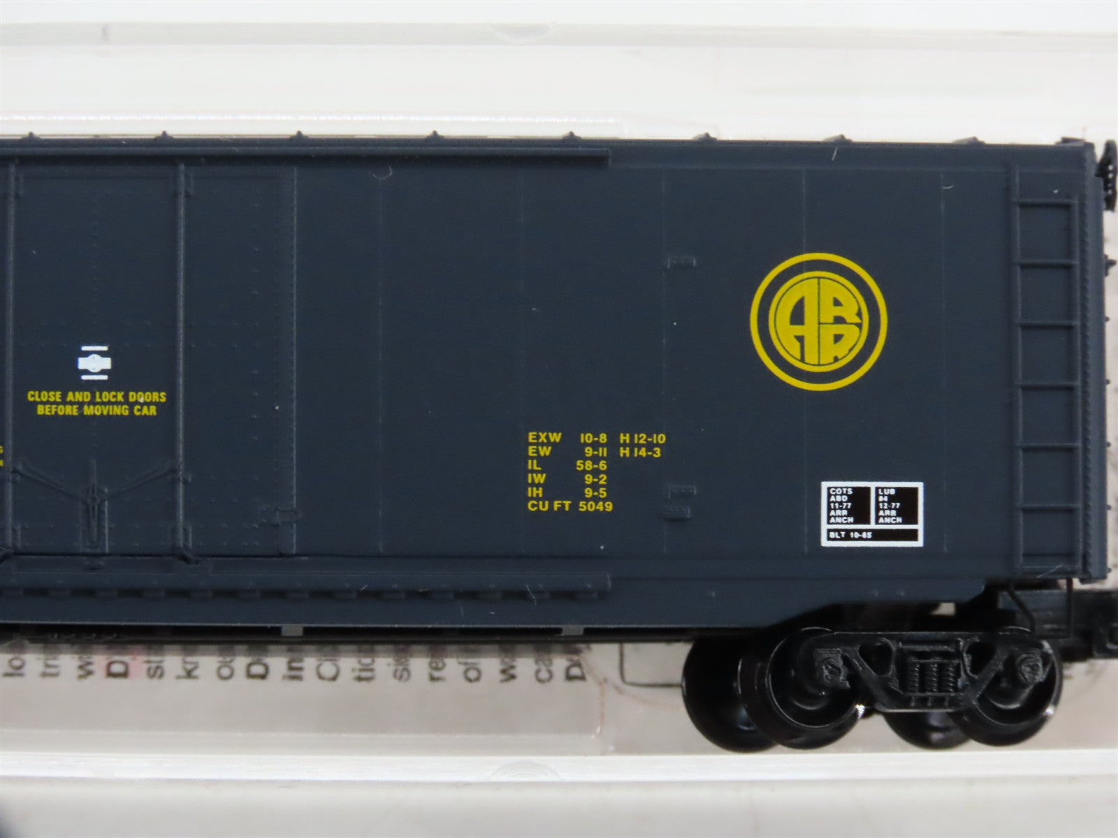 N Scale Micro-Trains MTL 75010 ARR Alaska Railroad 50' Plug Door Box Car RTR
