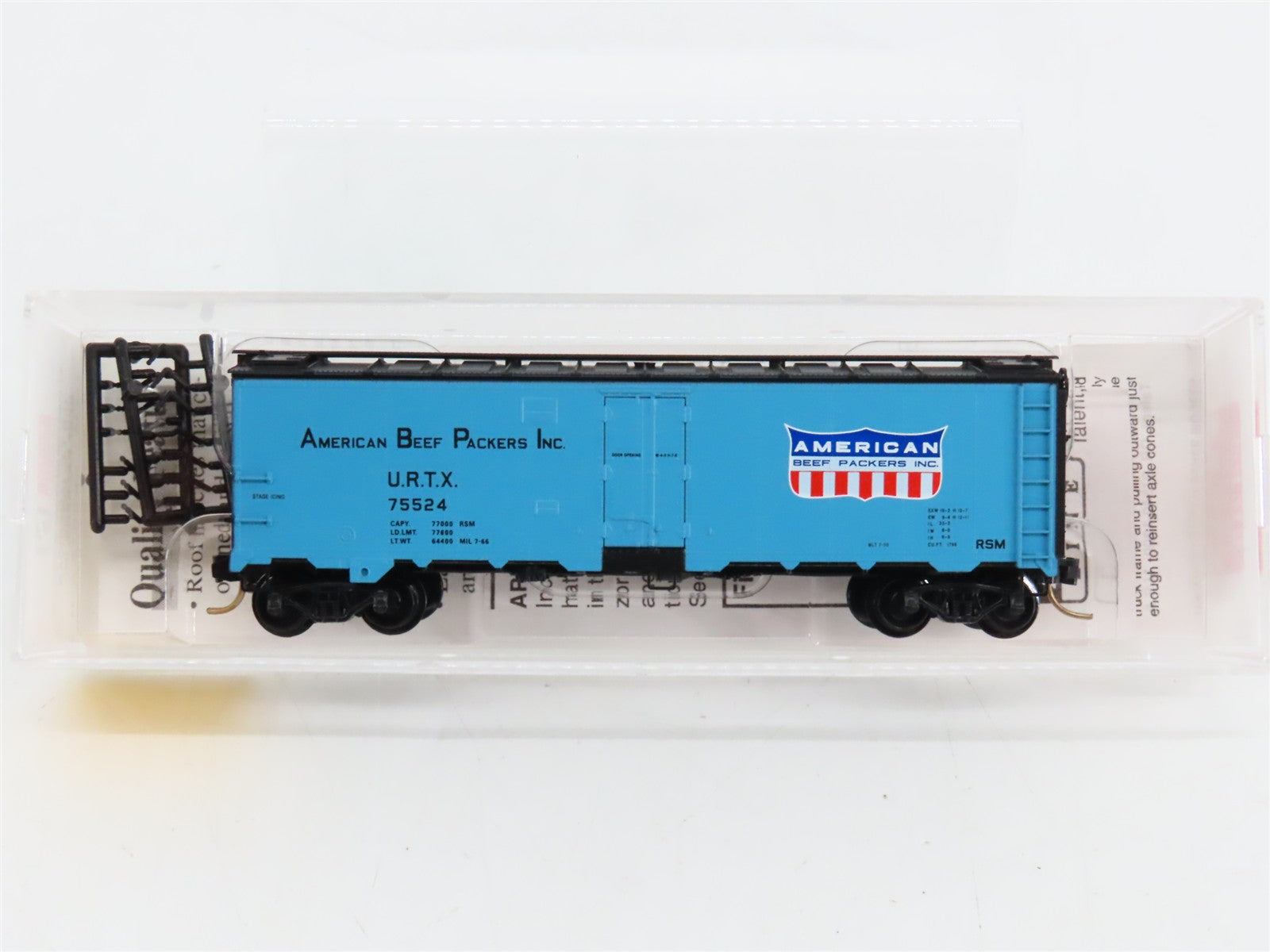 N Scale Micro-Trains MTL 59540 U.R.T.C. (American Beef Packers) 40' Reefer RTR