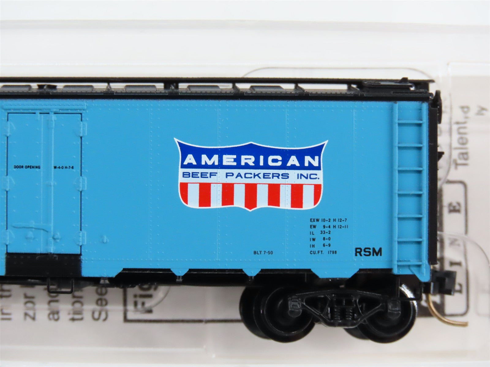 N Scale Micro-Trains MTL 59540 U.R.T.C. (American Beef Packers) 40' Reefer RTR