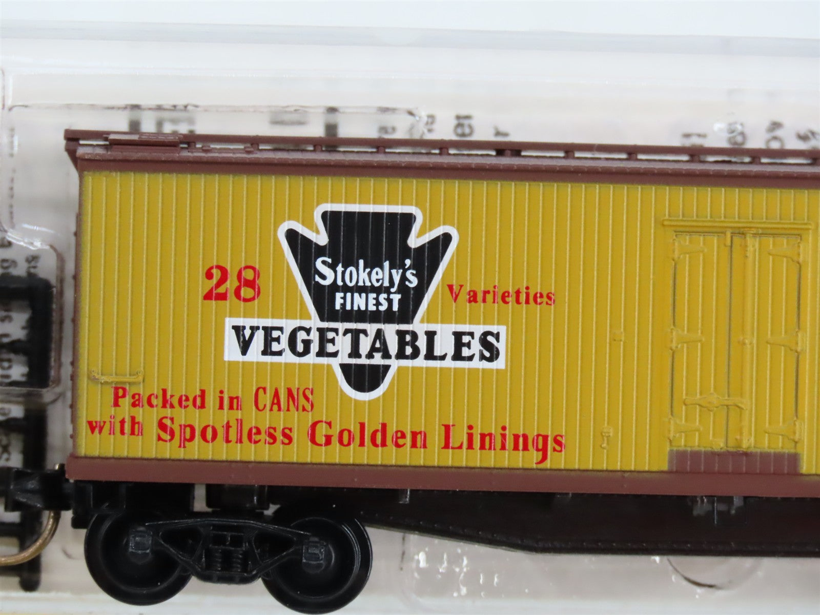 N Scale Micro-Trains MTL 49340 Stokely Brothers & Company 40' Reefer RTR