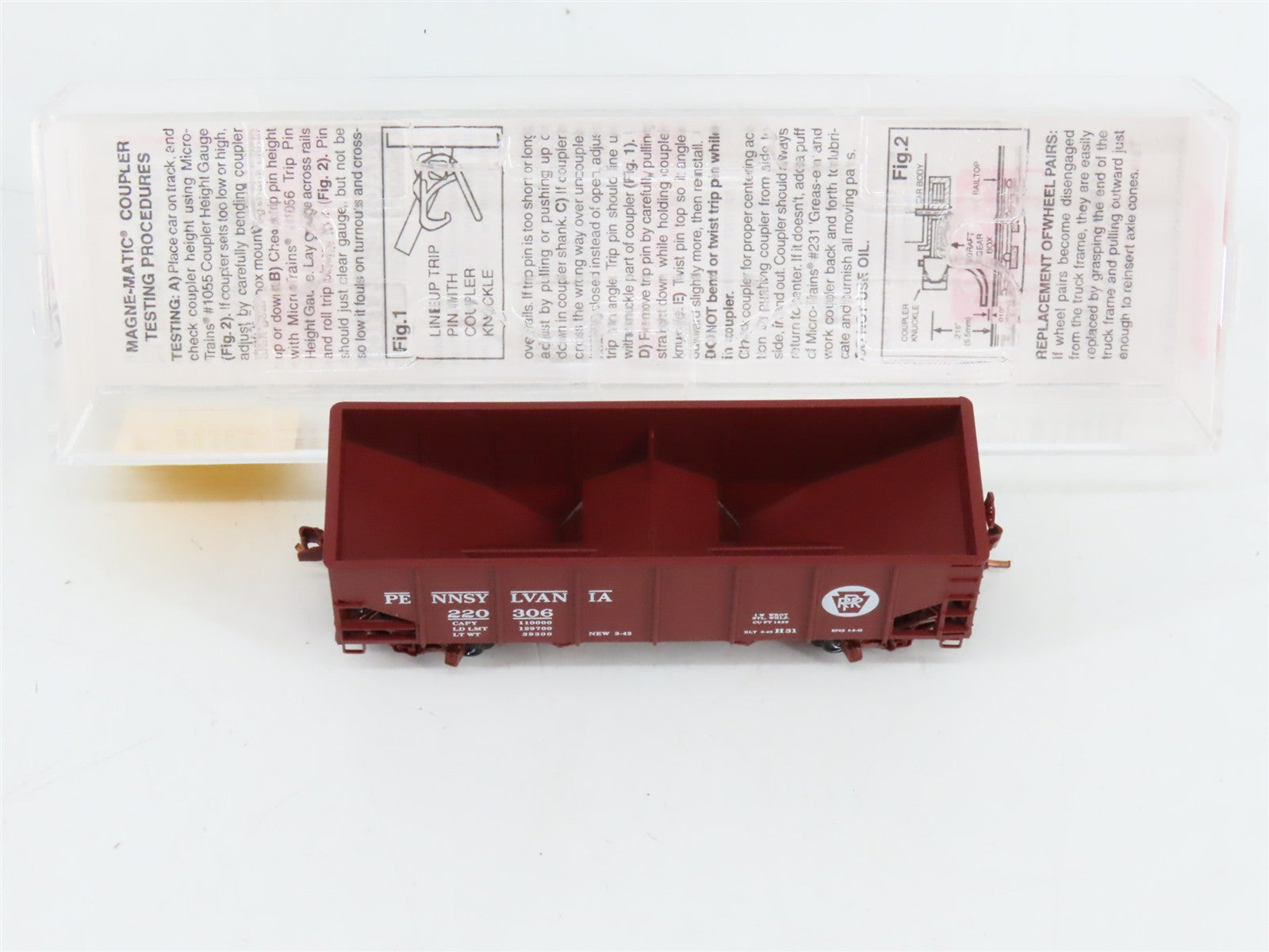 N Scale Micro-Trains MTL 56060 PRR Pennsylvania 33' 2-Bay Hopper 220306 RTR