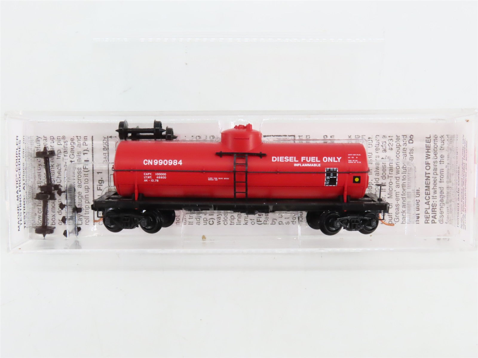 N Scale Micro-Trains MTL 65560 CN Canadian National 39' Single Dome Tank Car RTR