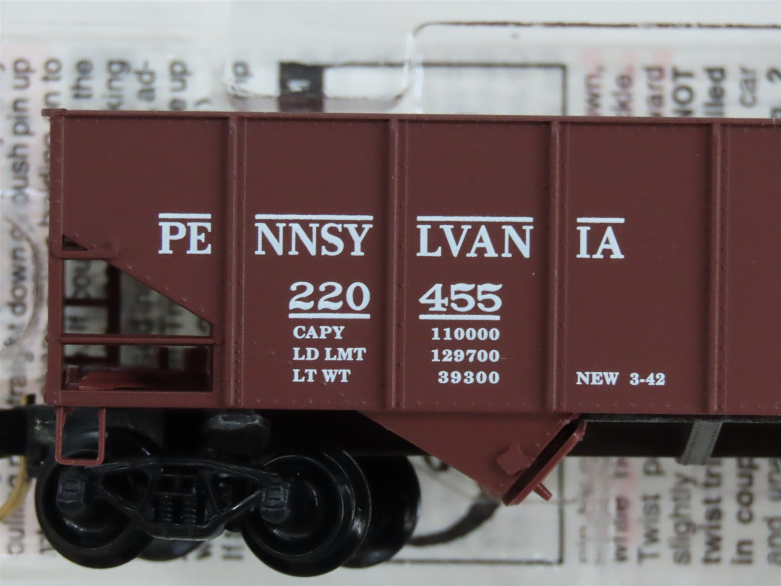 N Scale Micro-Trains MTL 56060 PRR Pennsylvania 33' 2-Bay Hopper 220455 RTR