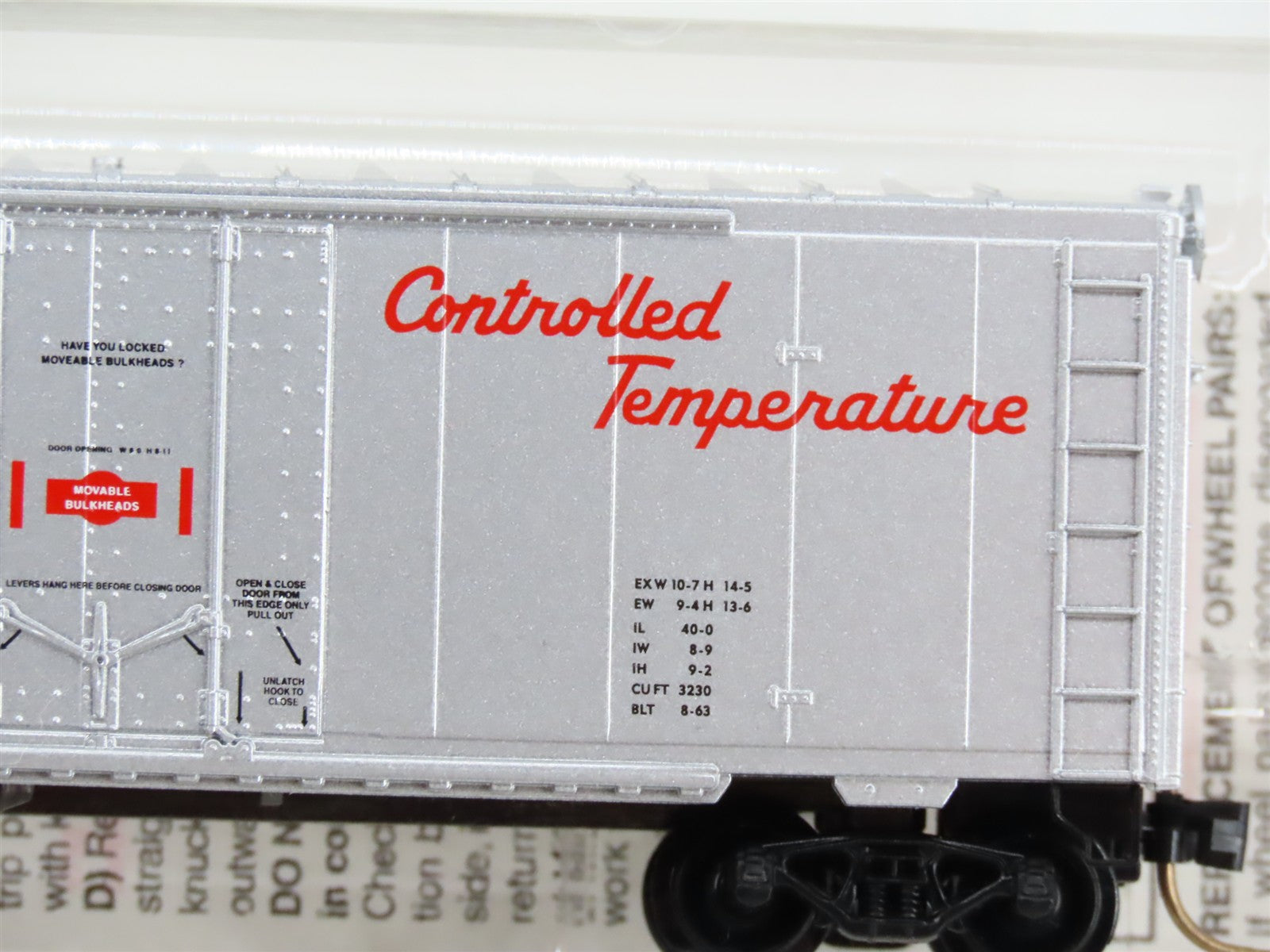 N Scale Micro-Trains MTL 74040/2 CP Canadian Pacific 40' Plug Door Box Car RTR