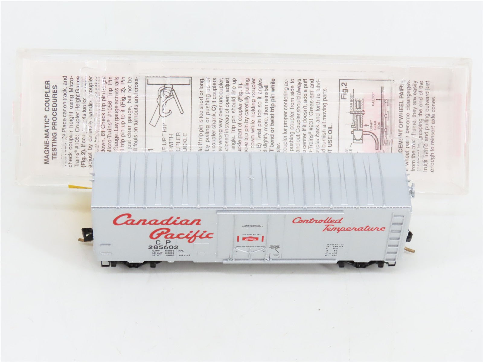 N Scale Micro-Trains MTL 74040/2 CP Canadian Pacific 40' Plug Door Box Car RTR