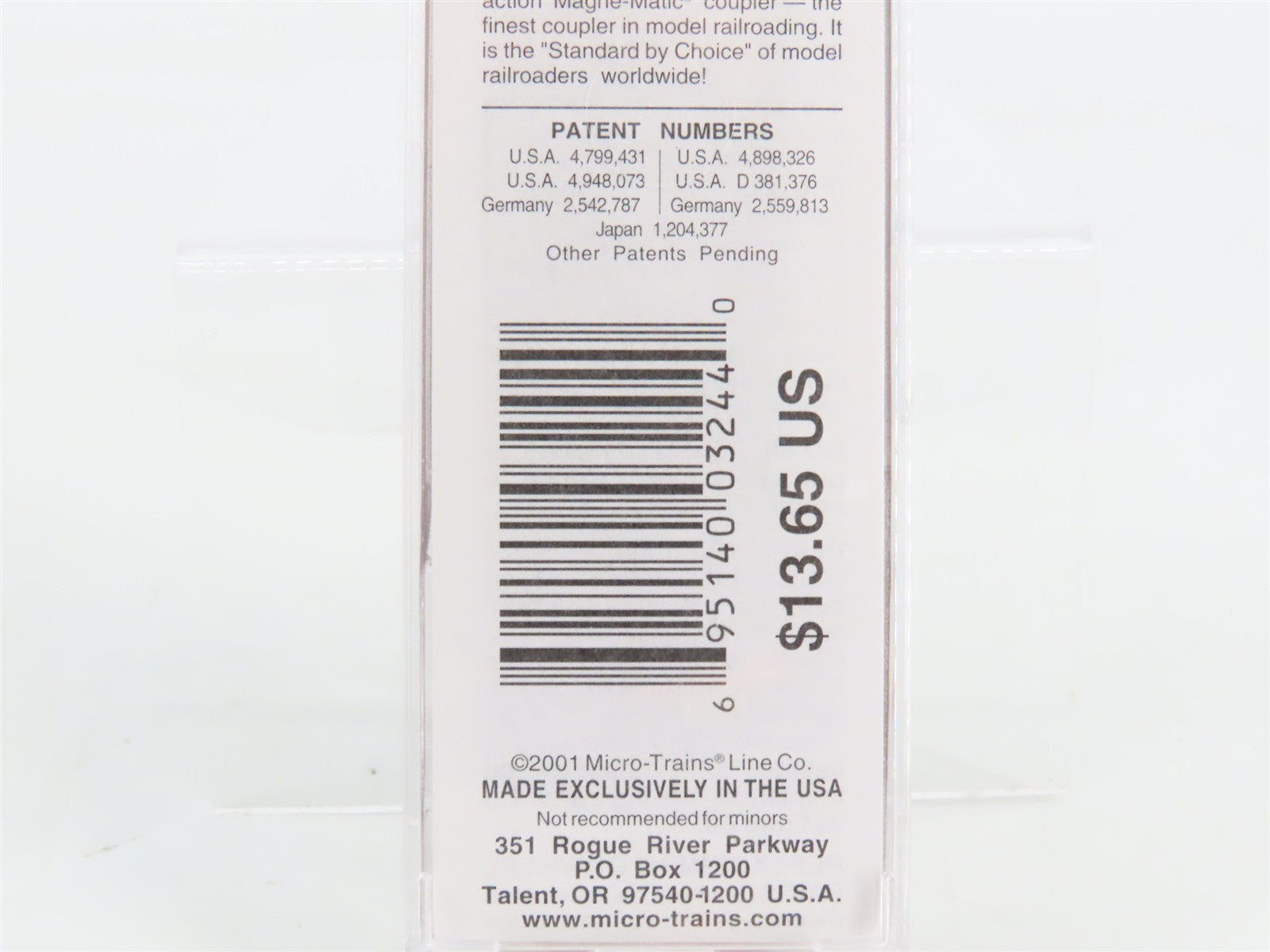 N Scale Micro-Trains MTL 32380 SP Southern Pacific 50' Plug Door Box Car RTR