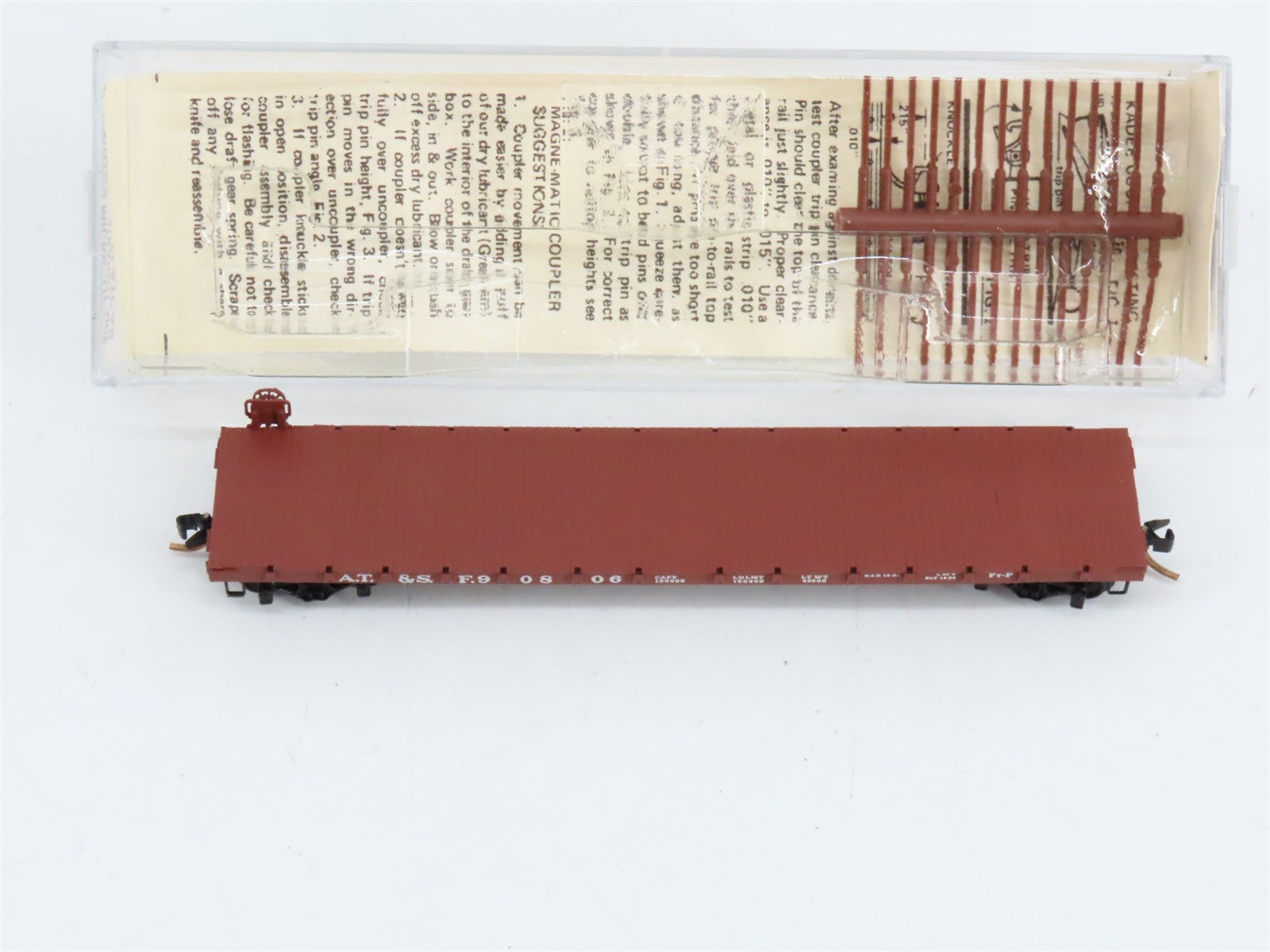 N Scale Kadee Micro-Trains MTL 44060 ATSF Santa Fe 50' Flat Car 90806 RTR