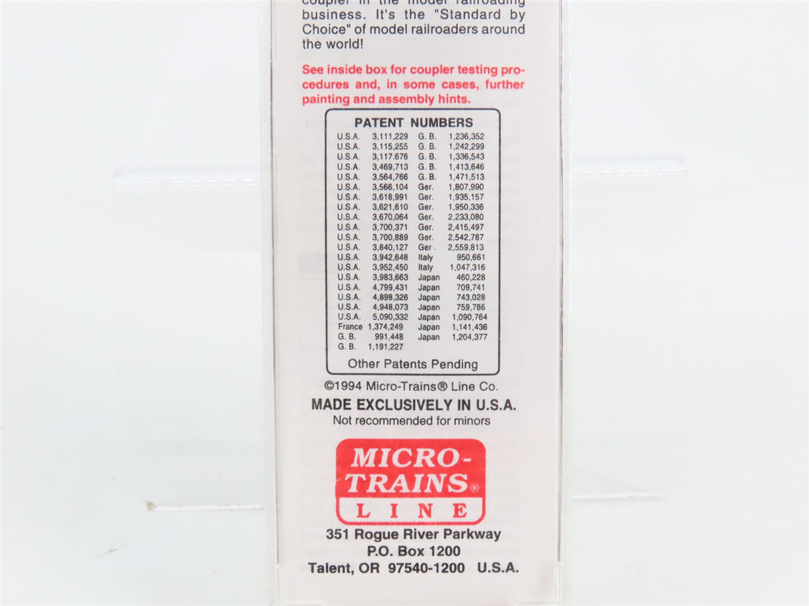N Scale Micro-Trains MTL 65060 UTLX Union Tank Car Co. 39' Tank Car 8530 RTR