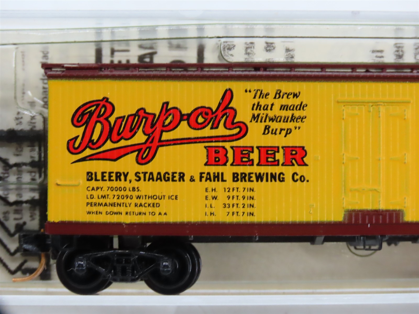N Scale Micro-Trains MTL 47100 Bleery, Staager & Fahl Brewing Co. 40' Reefer RTR