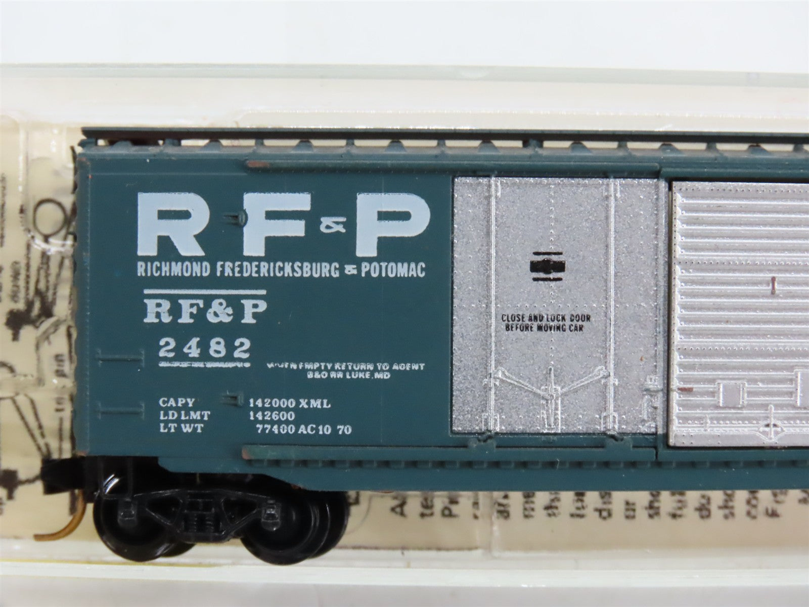 N Scale Micro-Trains MTL 33020 Richmond Fredericksburg & Potomac 50' Box Car RTR