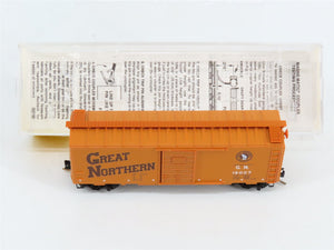 N Scale Micro-Trains MTL 20190 GN Great Northern 40' Box Car 18007 RTR