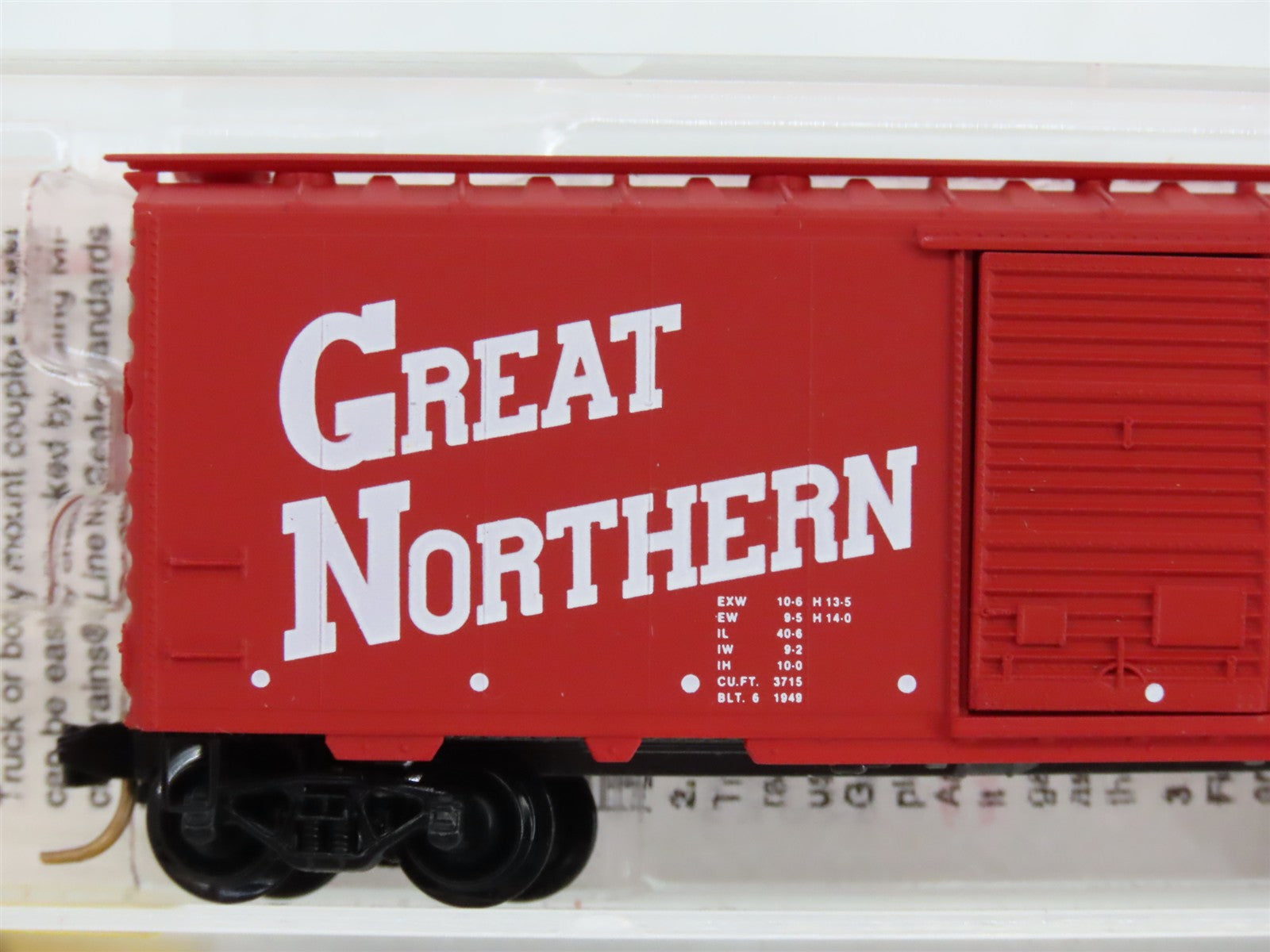 N Scale Micro-Trains MTL 20186 GN Great Northern 40' Box Car 19617 RTR