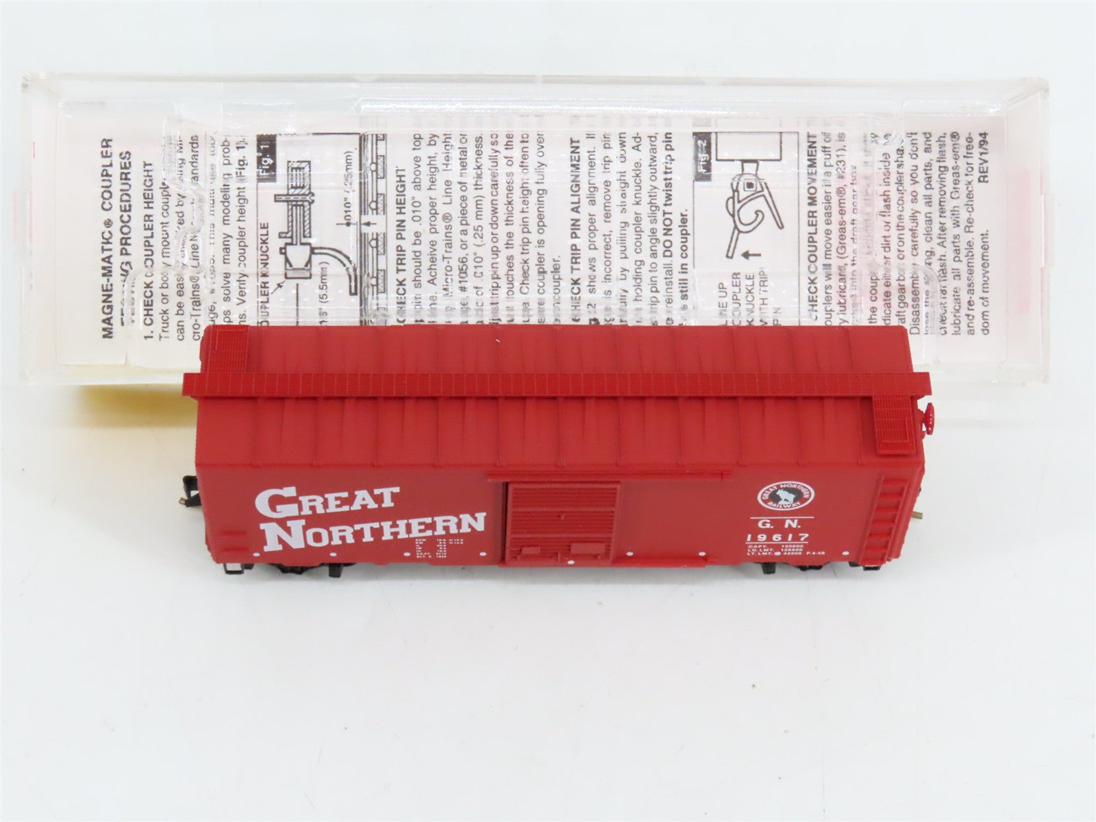N Scale Micro-Trains MTL 20186 GN Great Northern 40' Box Car 19617 RTR