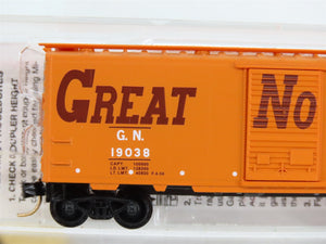 N Scale Micro-Trains MTL 20166 GN Great Northern 40' Box Car 19038 RTR