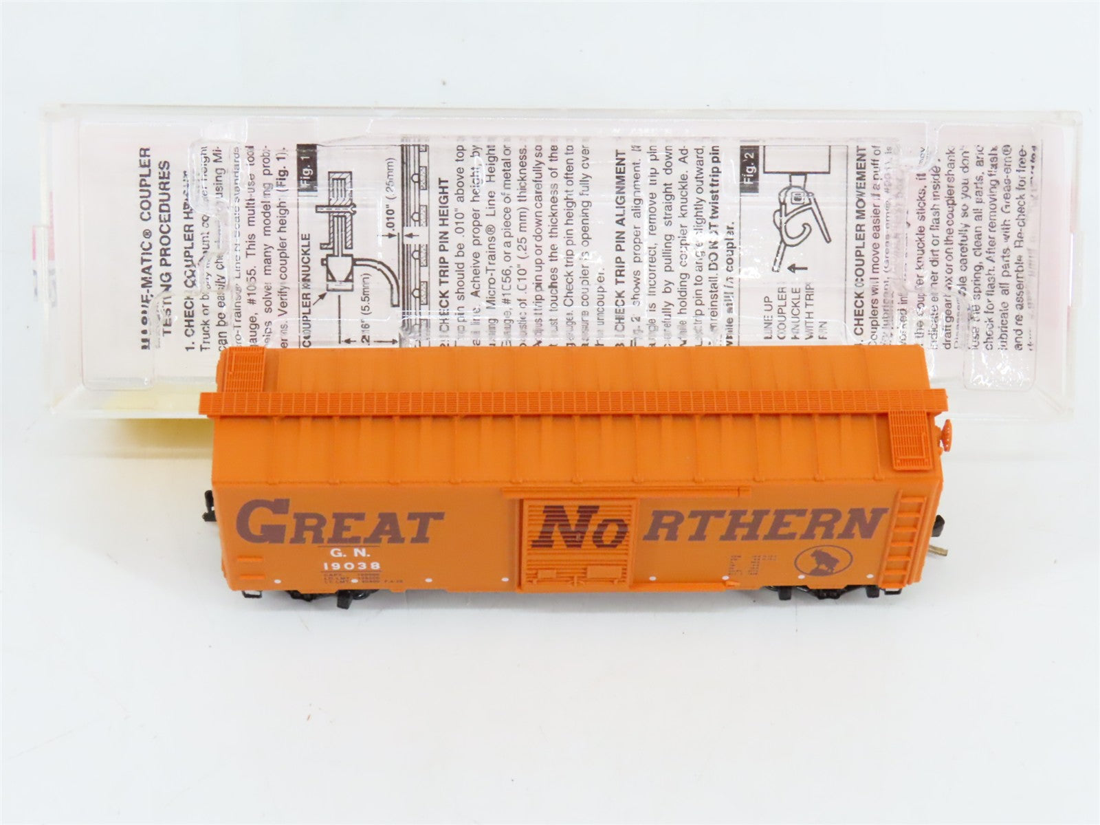 N Scale Micro-Trains MTL 20166 GN Great Northern 40' Box Car 19038 RTR