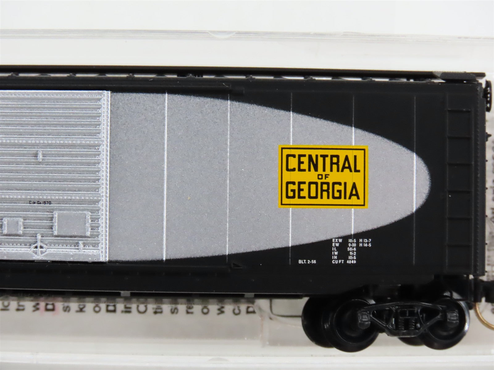 N Scale Micro-Trains MTL 31280 CG Central of Georgia 50' Box Car 1570 RTR