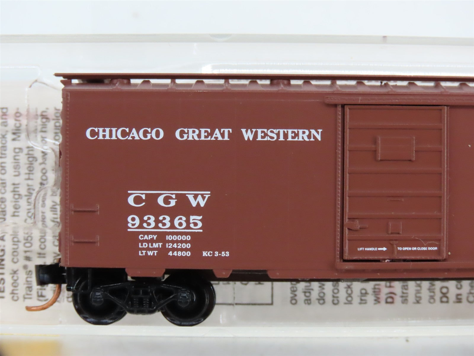 N Scale Micro-Trains MTL 20466 CGW Chicago Great Western 40' Box Car 93365 RTR