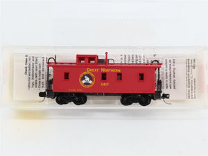 N Scale Micro-Trains MTL 51110 Great Northern 34' Wood-Sheathed Caboose X617 RTR