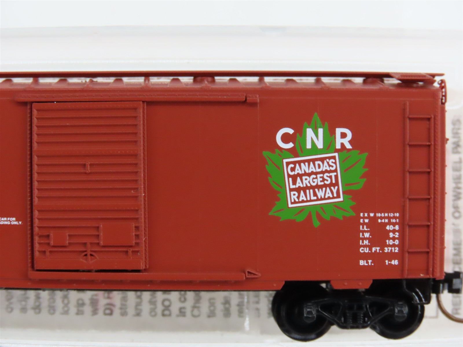 N Scale Micro-Trains MTL 20206 CN Canadian National 40' Box Car 521992 RTR
