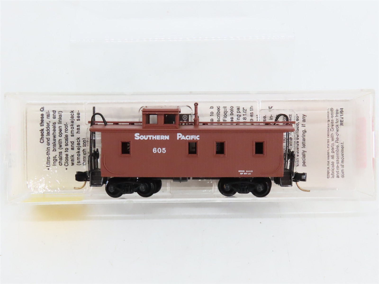 N Scale Micro-Trains MTL 51150 SP Southern Pacific 34' Wood Sheathed Caboose RTR