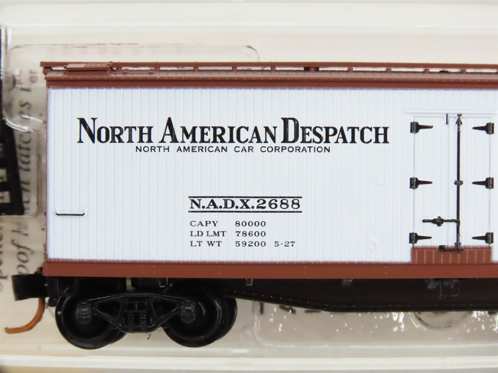 N Scale Micro-Trains MTL 49490 NADX North American Despatch 40' Reefer 2688 RTR