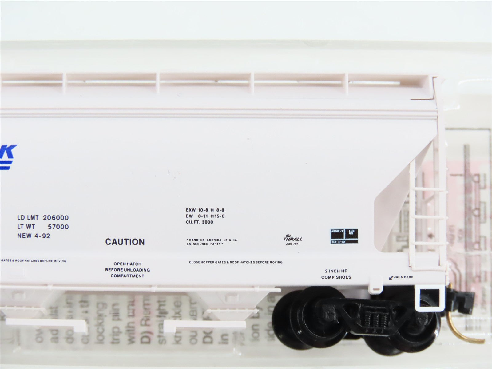 N Scale Micro-Trains MTL 92110 MRL Montana Rail Link 2-Bay Covered Hopper RTR