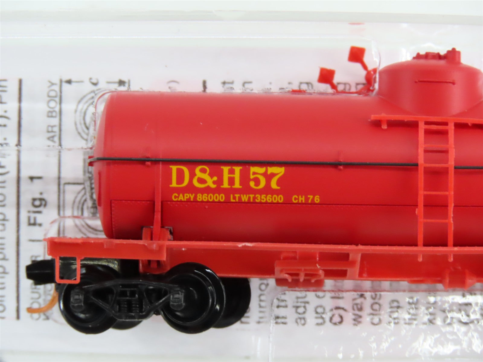 N Scale Micro-Trains MTL 06500650 D&H Delaware & Hudson 39' Tank Car 57 RTR