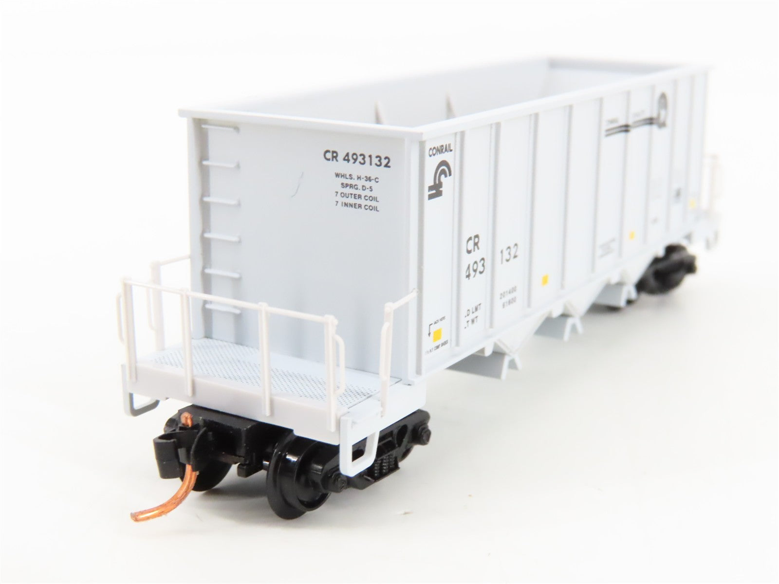 N Scale Micro-Trains MTL 12500031 CR Conrail 3-Bay Ortner Hopper 493132 RTR