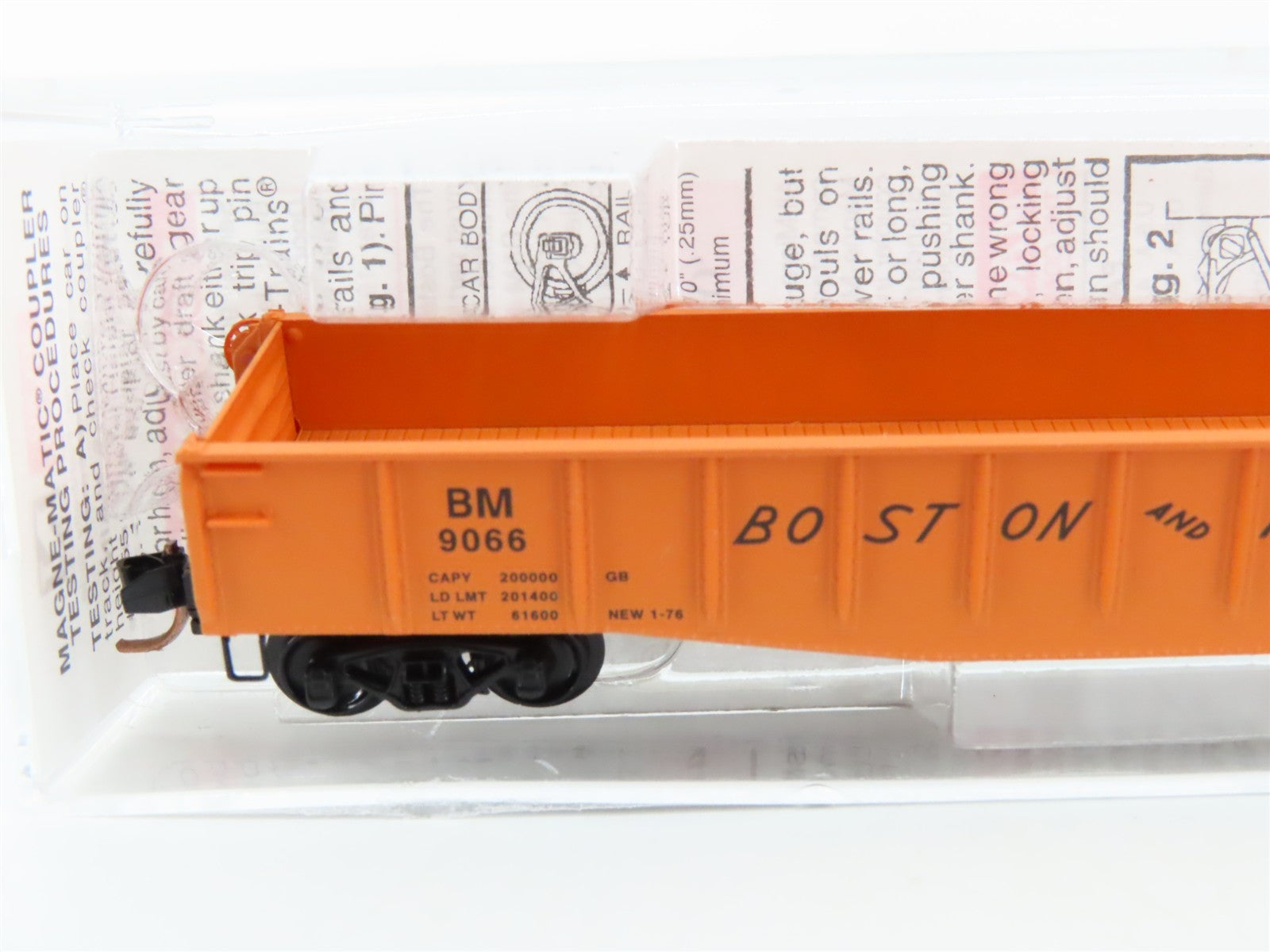 N Scale Micro-Trains MTL 46180 BM Boston & Maine 50' Gondola 9066 RTR