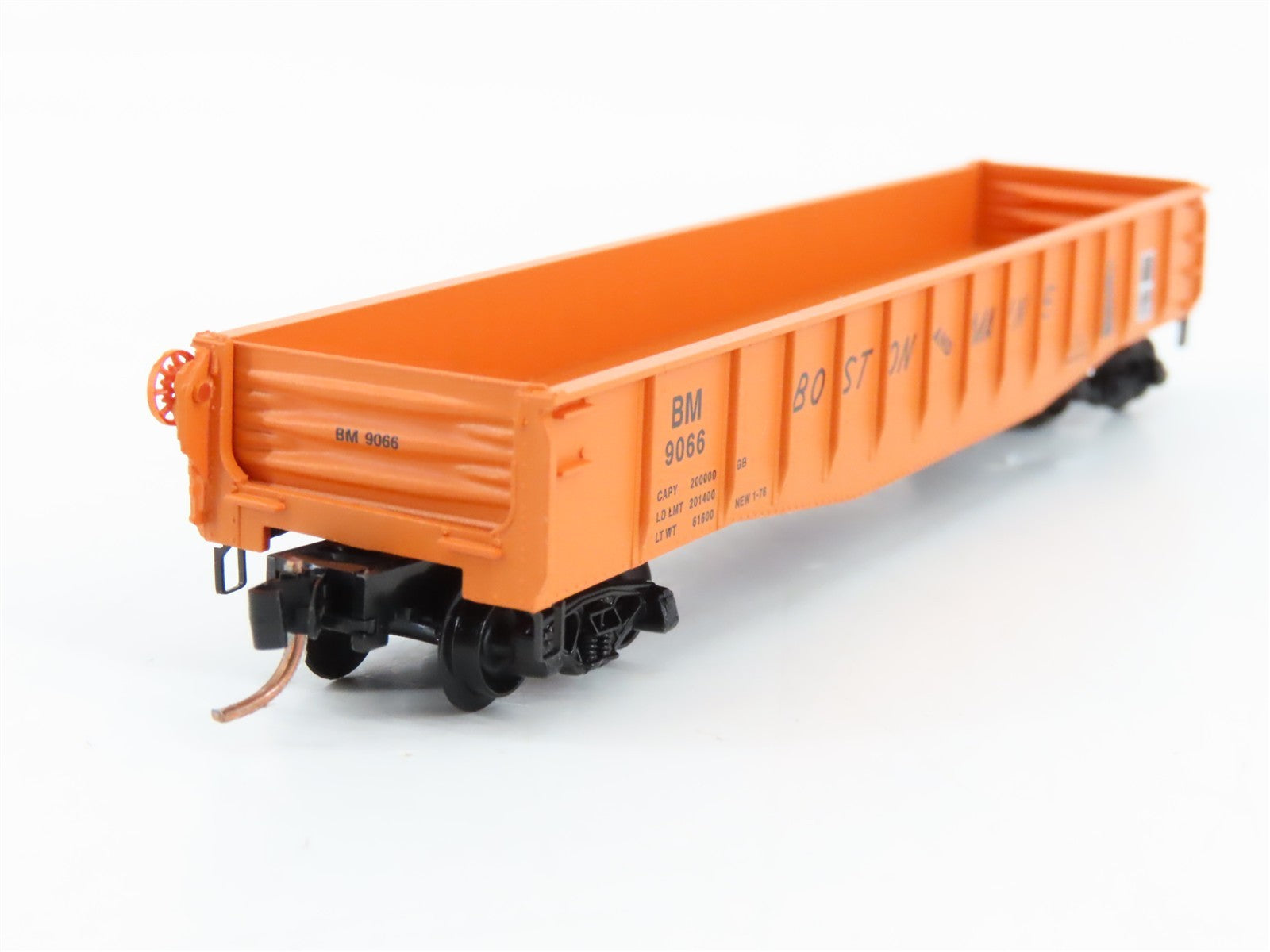 N Scale Micro-Trains MTL 46180 BM Boston & Maine 50' Gondola 9066 RTR