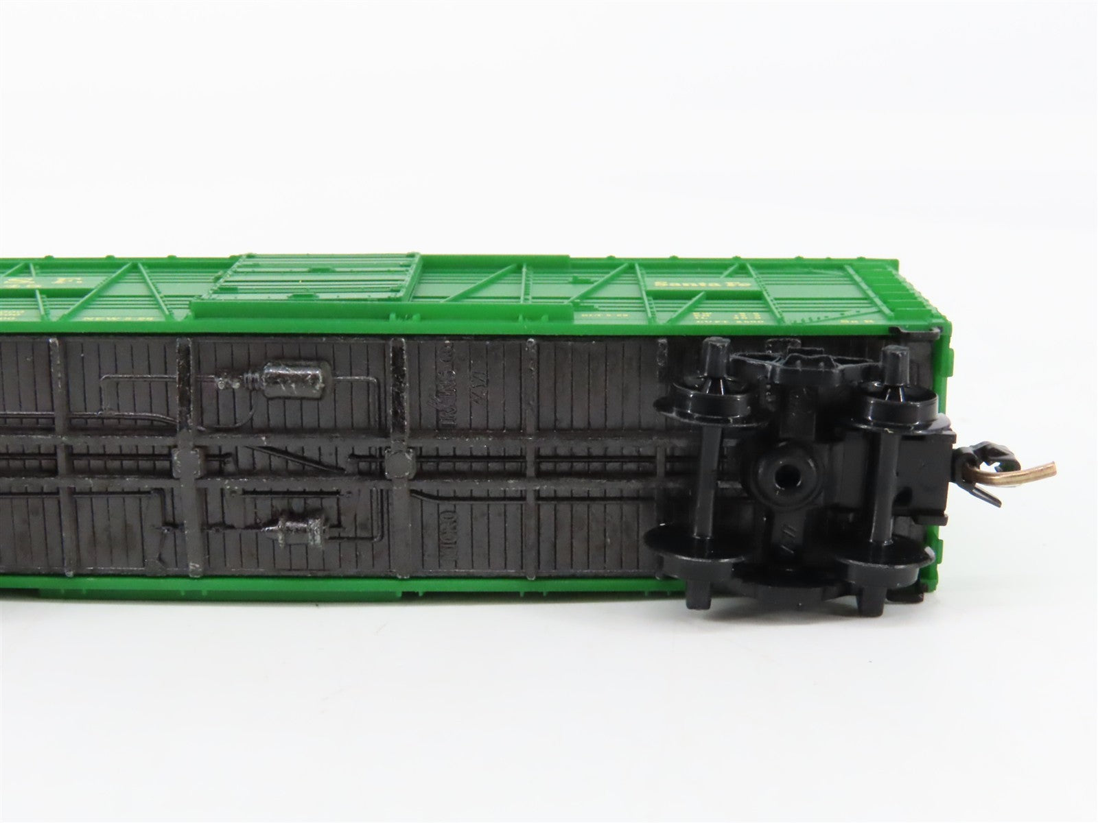 N Scale Micro-Trains MTL 35070 ATSF Santa Fe 40' Stock/Cattle Car 68845 RTR