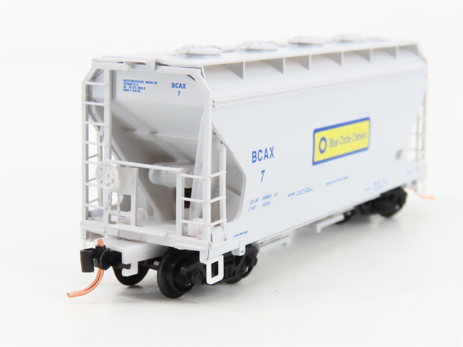 N Scale Micro-Trains MTL 92180 BCAX Blue Circle Cement 2-Bay Covered Hopper #7