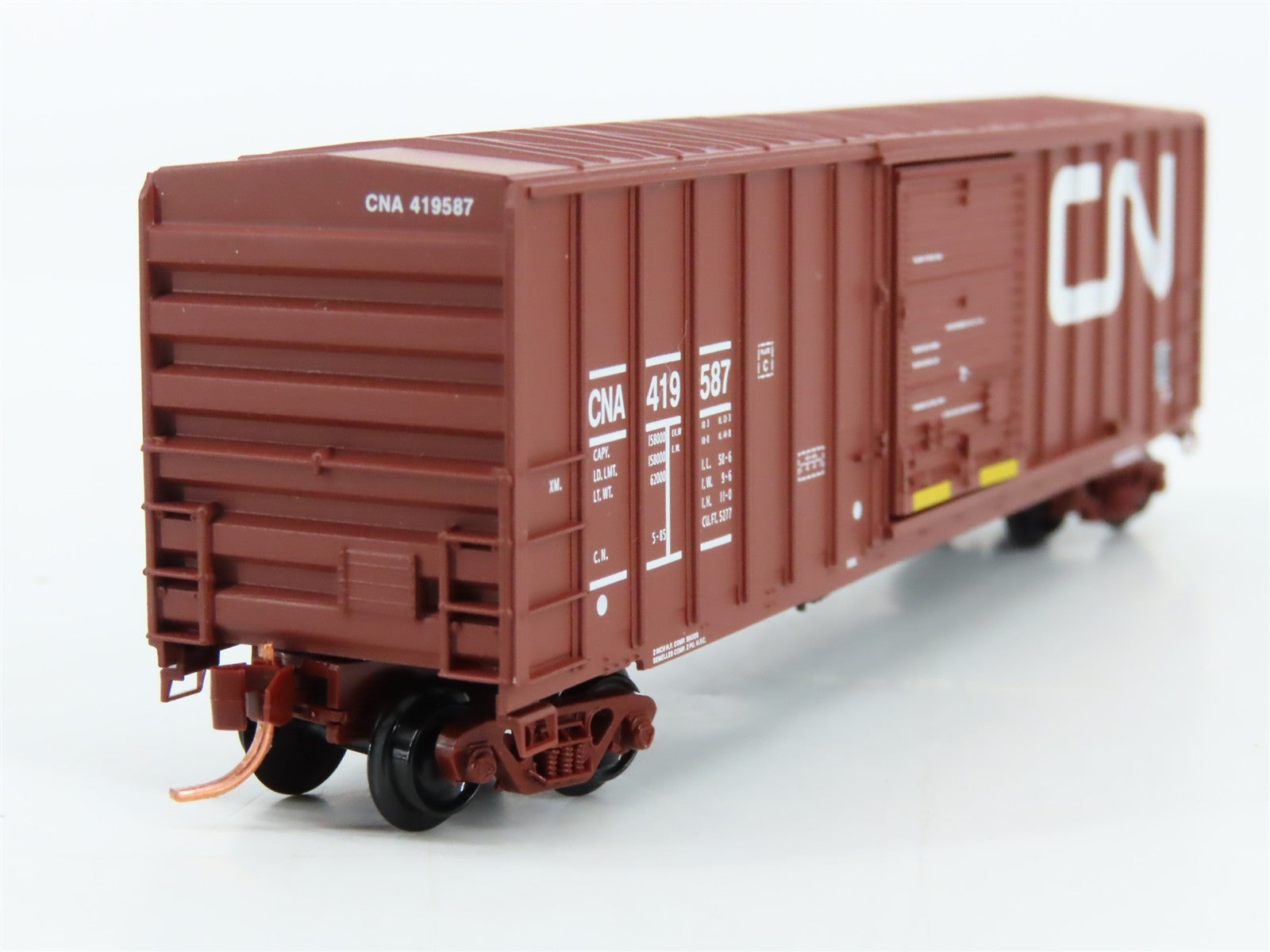 N Scale Micro-Trains MTL 25650 CNA Canadian National 50' Box Car 419587 RTR