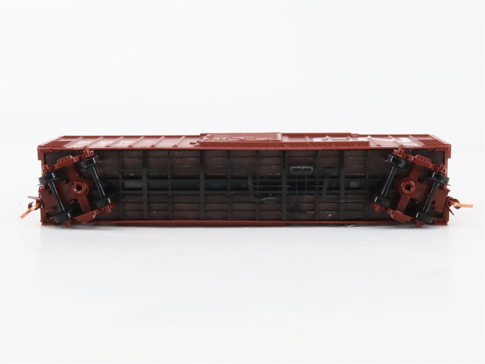 N Scale Micro-Trains MTL 25650 CNA Canadian National 50' Box Car 419587 RTR