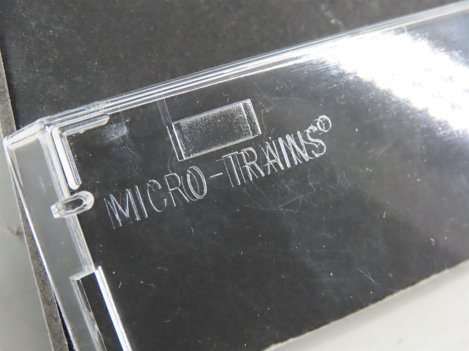 N Scale Micro-Trains MTL 25650 CNA Canadian National 50' Box Car 419587 RTR