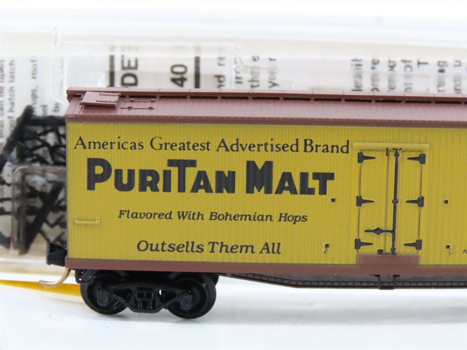 N Scale Micro-Trains MTL 49350 URTC PuriTan Malt 40' Wood Reefer 40636 RTR